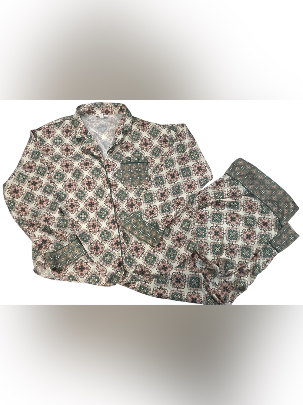 TopShop Women’s Floral Pattern Button-Up Shirt Pajamas Cream, Green & Peach-Pink